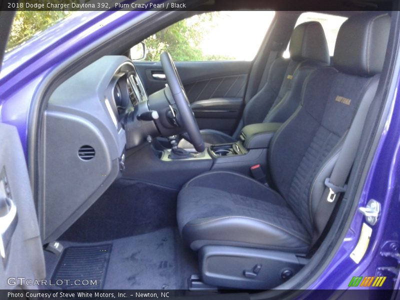 Plum Crazy Pearl / Black 2018 Dodge Charger Daytona 392