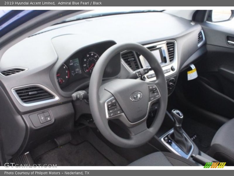 Admiral Blue Pearl / Black 2019 Hyundai Accent Limited