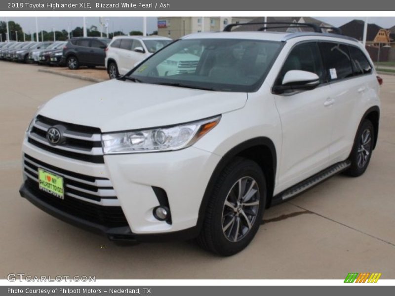 Blizzard White Pearl / Ash 2018 Toyota Highlander XLE