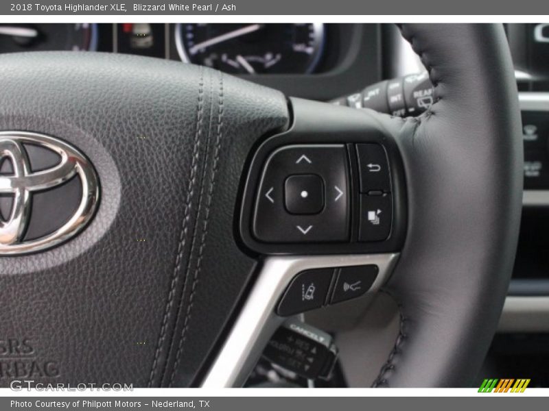 Blizzard White Pearl / Ash 2018 Toyota Highlander XLE