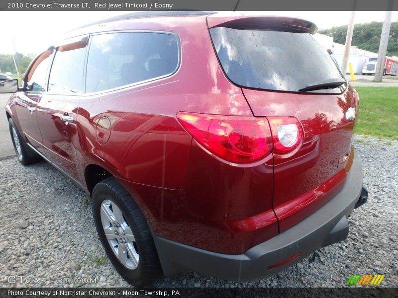 Red Jewel Tintcoat / Ebony 2010 Chevrolet Traverse LT