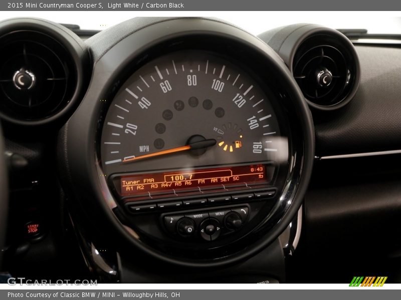 Light White / Carbon Black 2015 Mini Countryman Cooper S