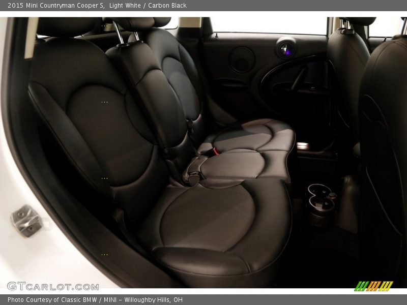 Light White / Carbon Black 2015 Mini Countryman Cooper S