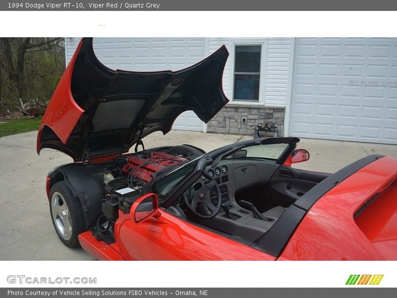 Viper Red / Quartz Grey 1994 Dodge Viper RT-10
