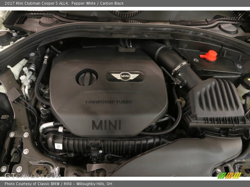 Pepper White / Carbon Black 2017 Mini Clubman Cooper S ALL4