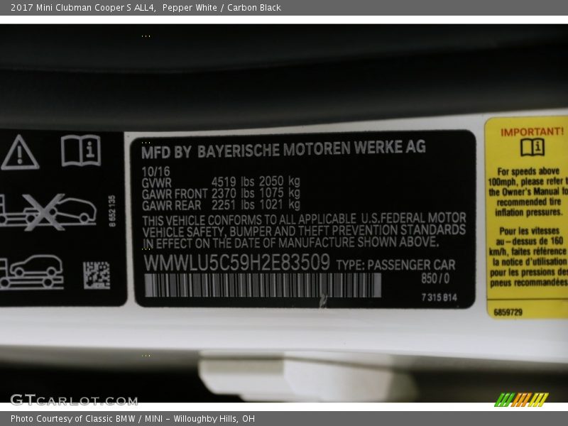 Pepper White / Carbon Black 2017 Mini Clubman Cooper S ALL4