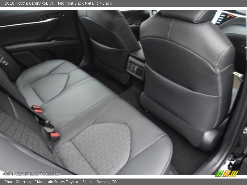 Midnight Black Metallic / Black 2018 Toyota Camry XSE V6