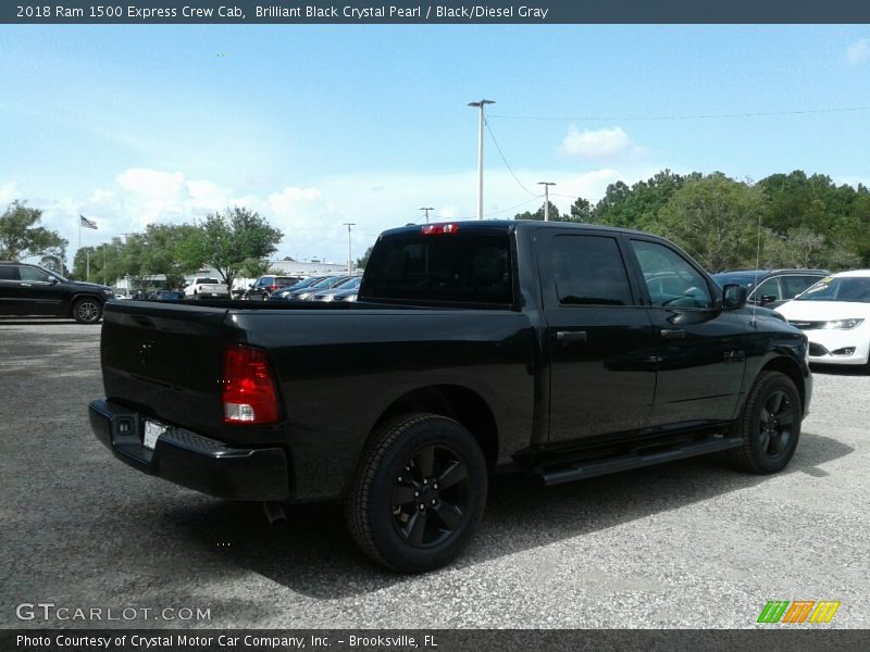 Brilliant Black Crystal Pearl / Black/Diesel Gray 2018 Ram 1500 Express Crew Cab