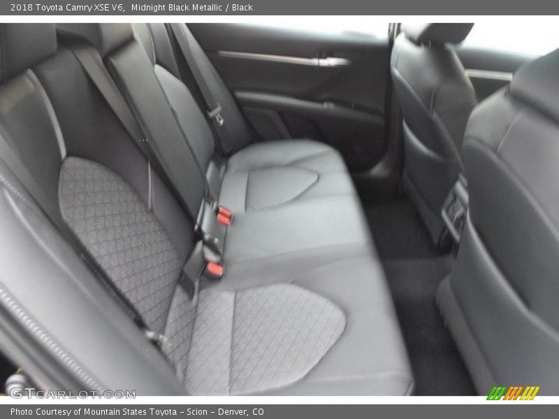 Midnight Black Metallic / Black 2018 Toyota Camry XSE V6