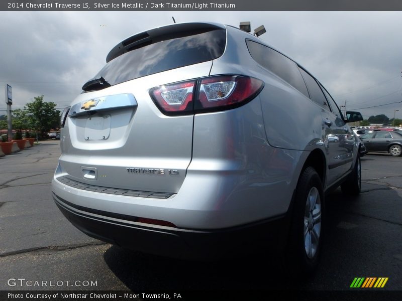 Silver Ice Metallic / Dark Titanium/Light Titanium 2014 Chevrolet Traverse LS