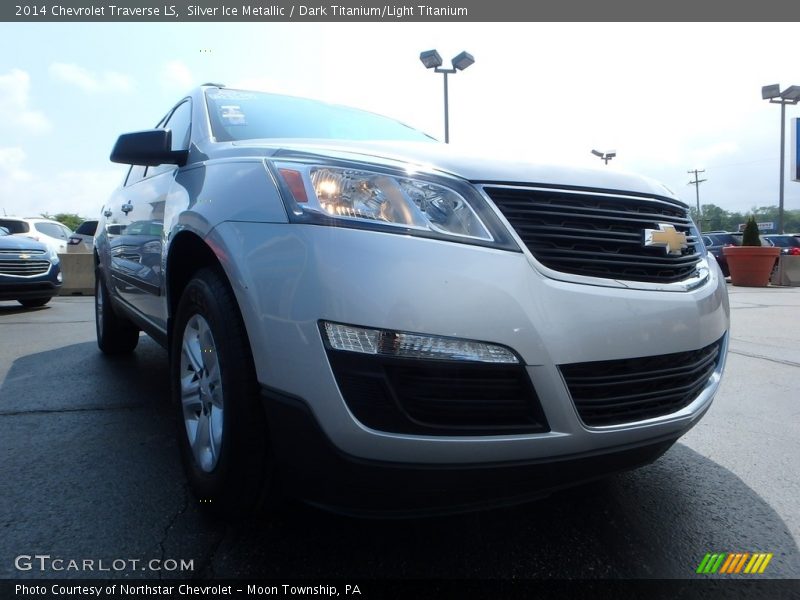 Silver Ice Metallic / Dark Titanium/Light Titanium 2014 Chevrolet Traverse LS
