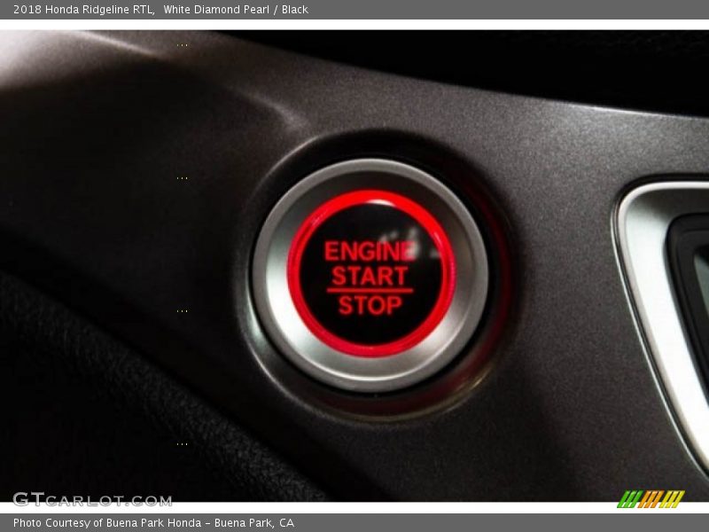 White Diamond Pearl / Black 2018 Honda Ridgeline RTL
