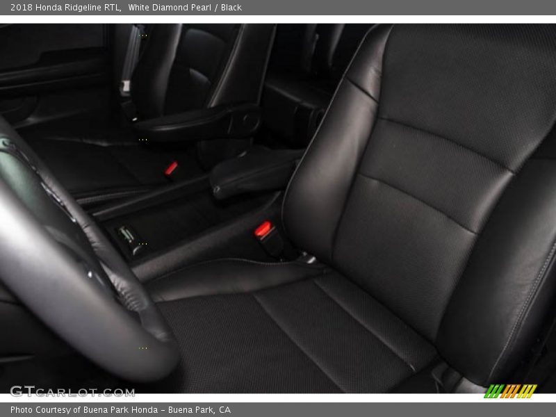 White Diamond Pearl / Black 2018 Honda Ridgeline RTL