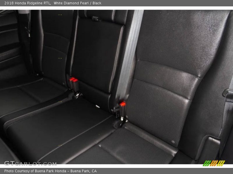 White Diamond Pearl / Black 2018 Honda Ridgeline RTL