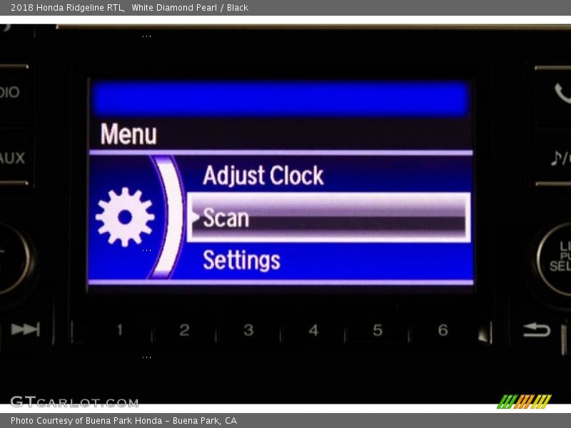 White Diamond Pearl / Black 2018 Honda Ridgeline RTL