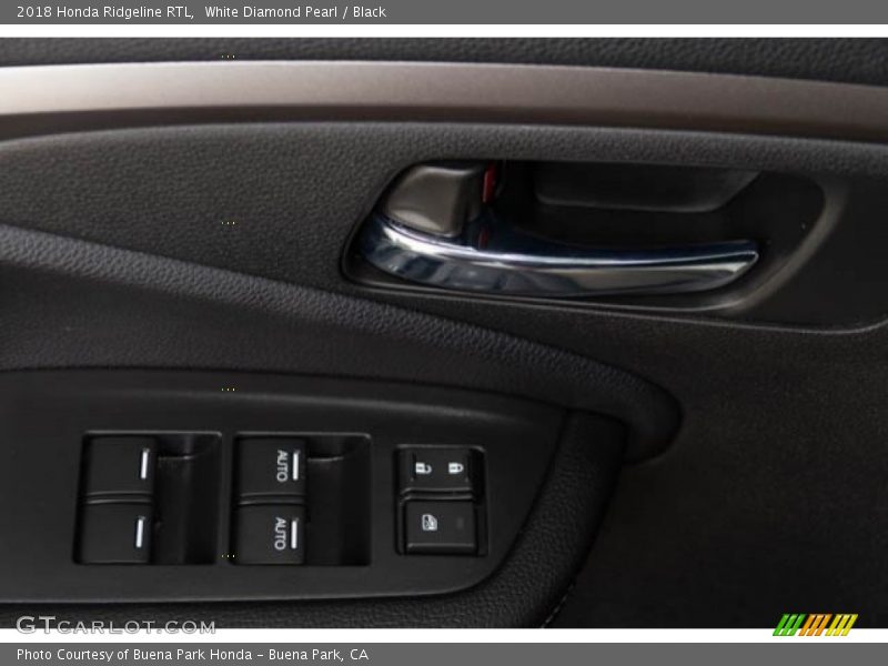 White Diamond Pearl / Black 2018 Honda Ridgeline RTL