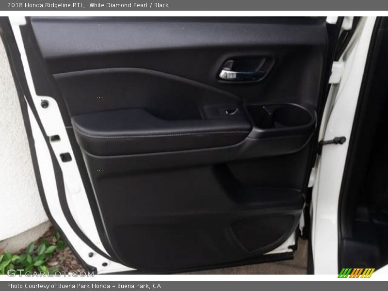 White Diamond Pearl / Black 2018 Honda Ridgeline RTL