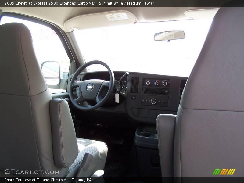 Summit White / Medium Pewter 2009 Chevrolet Express 2500 Extended Cargo Van