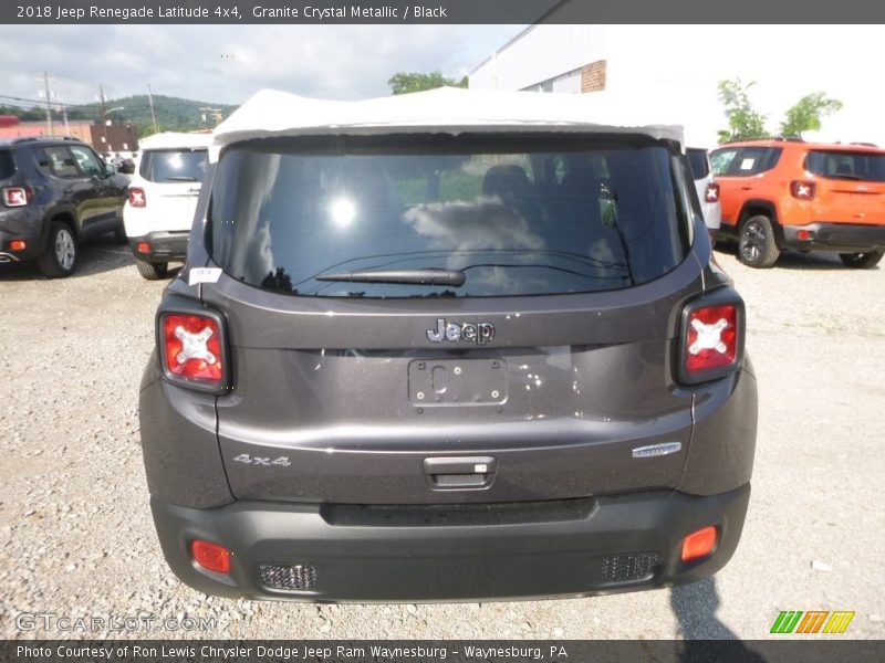 Granite Crystal Metallic / Black 2018 Jeep Renegade Latitude 4x4