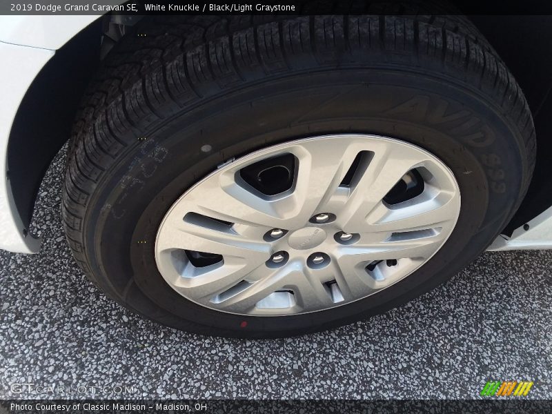 White Knuckle / Black/Light Graystone 2019 Dodge Grand Caravan SE