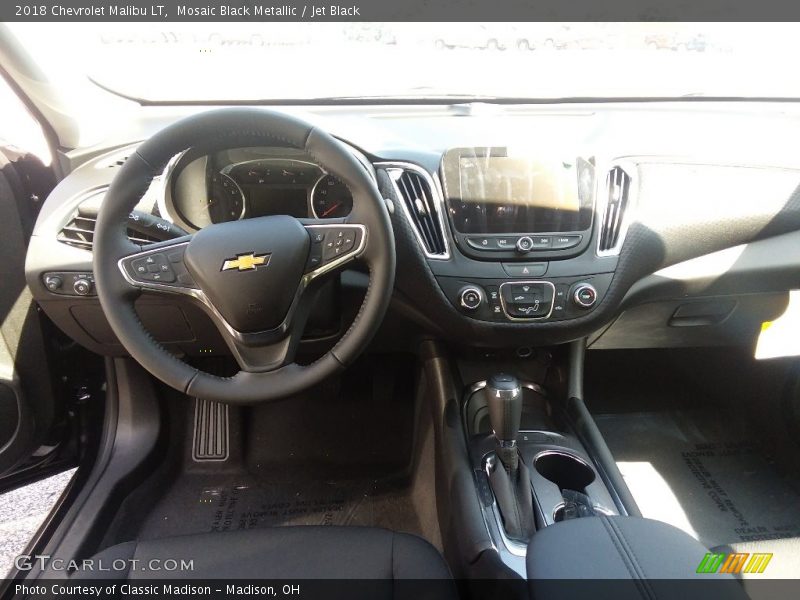 Mosaic Black Metallic / Jet Black 2018 Chevrolet Malibu LT