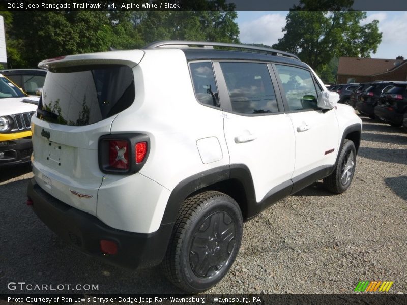 Alpine White / Black 2018 Jeep Renegade Trailhawk 4x4