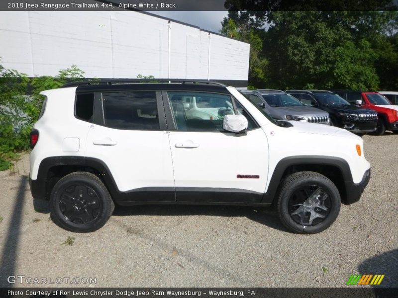 Alpine White / Black 2018 Jeep Renegade Trailhawk 4x4