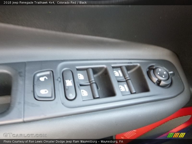 Colorado Red / Black 2018 Jeep Renegade Trailhawk 4x4