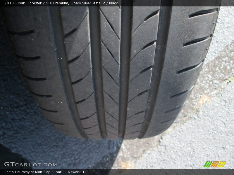 Spark Silver Metallic / Black 2010 Subaru Forester 2.5 X Premium