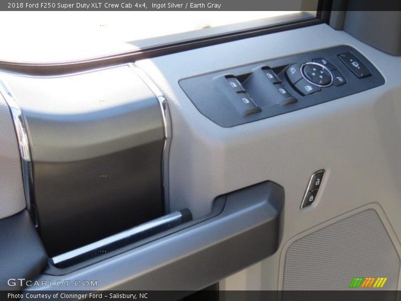 Ingot Silver / Earth Gray 2018 Ford F250 Super Duty XLT Crew Cab 4x4