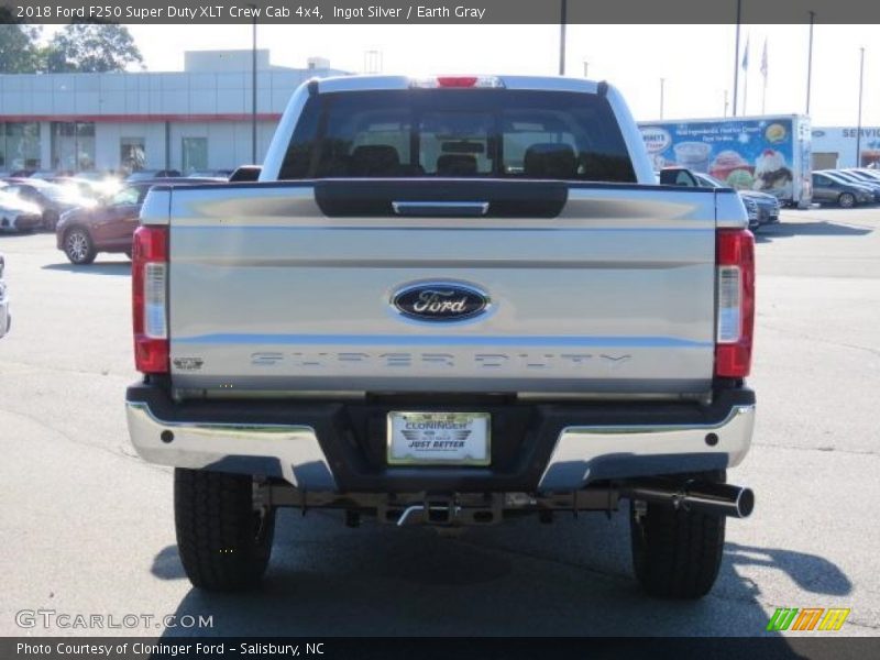 Ingot Silver / Earth Gray 2018 Ford F250 Super Duty XLT Crew Cab 4x4