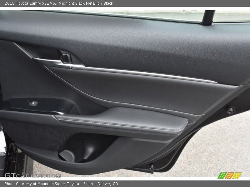 Midnight Black Metallic / Black 2018 Toyota Camry XSE V6