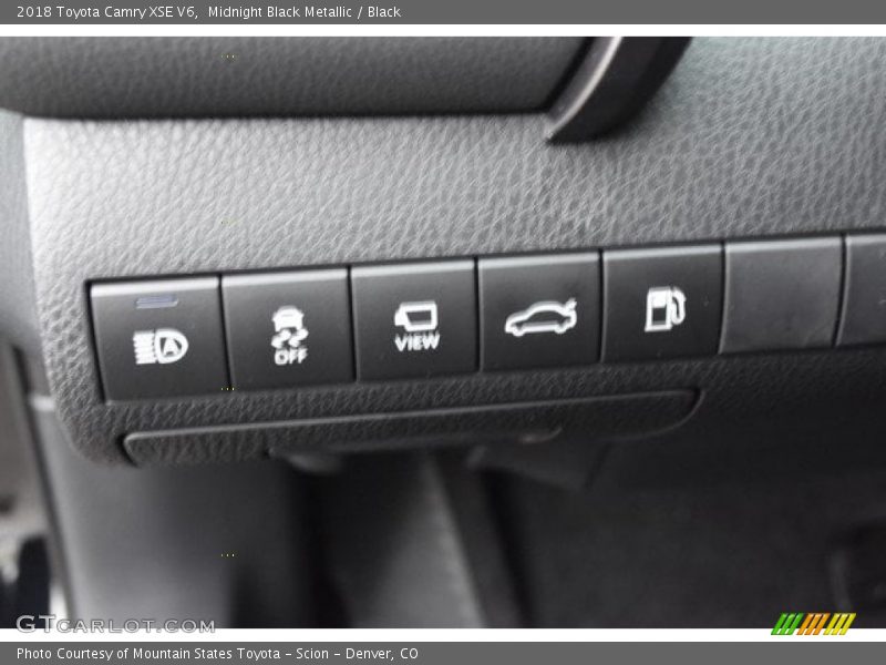 Midnight Black Metallic / Black 2018 Toyota Camry XSE V6