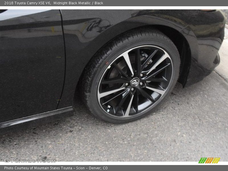 Midnight Black Metallic / Black 2018 Toyota Camry XSE V6
