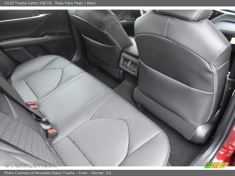 Ruby Flare Pearl / Black 2018 Toyota Camry XSE V6
