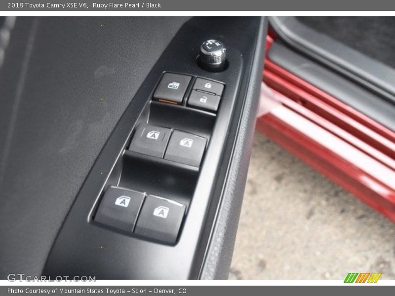 Ruby Flare Pearl / Black 2018 Toyota Camry XSE V6