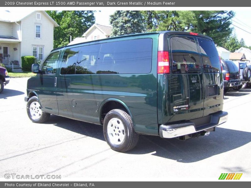 Dark Green Metallic / Medium Pewter 2009 Chevrolet Express LT 1500 AWD Passenger Van