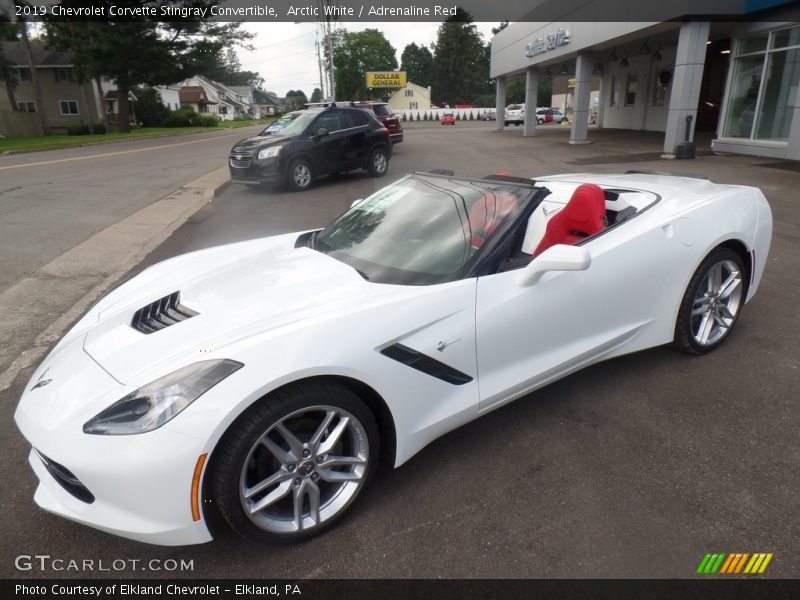 Front 3/4 View of 2019 Corvette Stingray Convertible