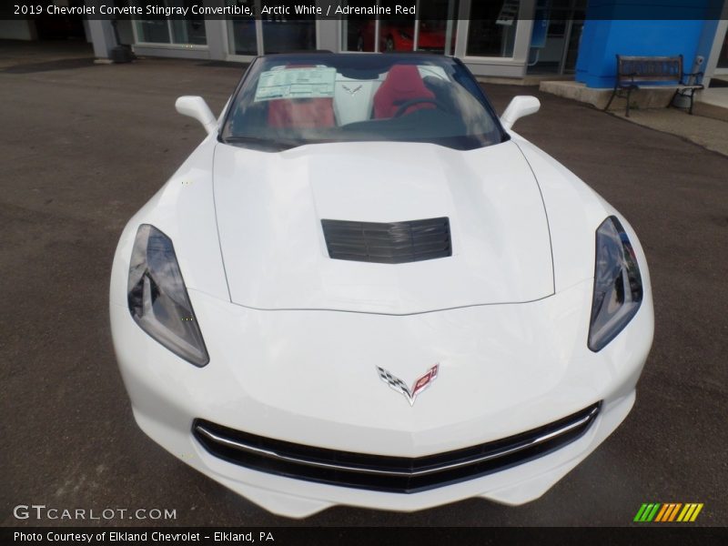 Arctic White / Adrenaline Red 2019 Chevrolet Corvette Stingray Convertible
