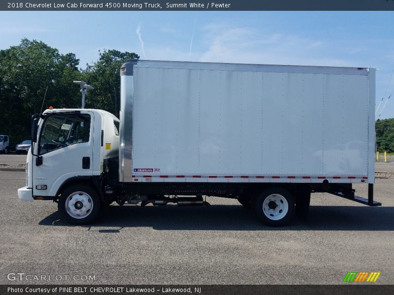 Summit White / Pewter 2018 Chevrolet Low Cab Forward 4500 Moving Truck