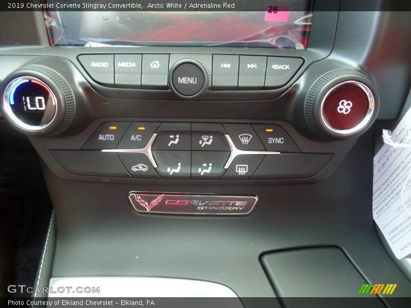 Arctic White / Adrenaline Red 2019 Chevrolet Corvette Stingray Convertible