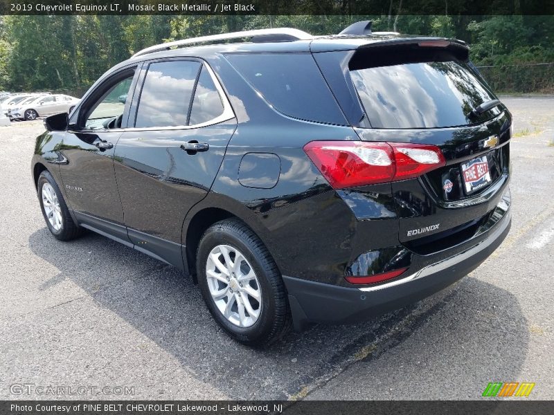 Mosaic Black Metallic / Jet Black 2019 Chevrolet Equinox LT