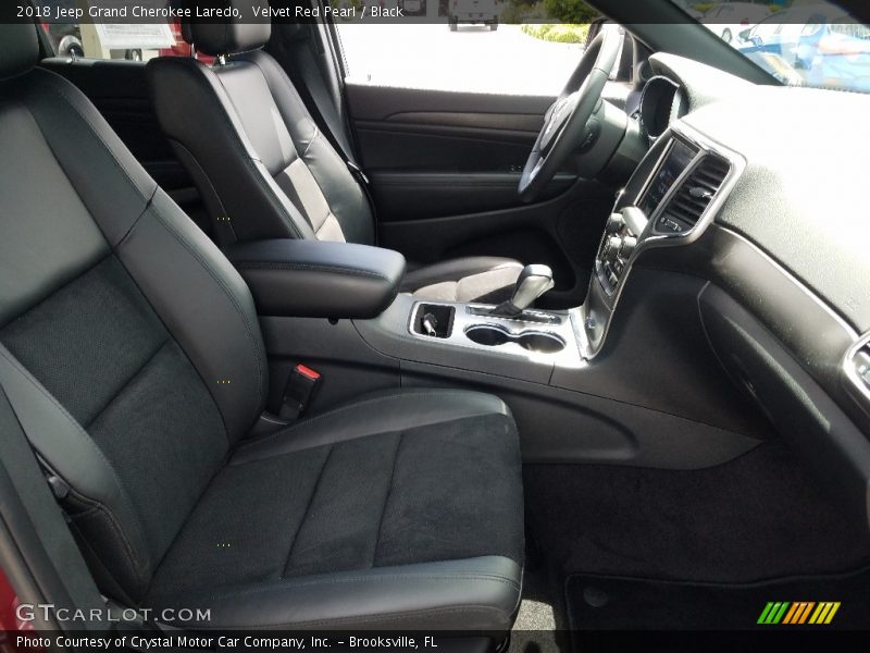 Velvet Red Pearl / Black 2018 Jeep Grand Cherokee Laredo