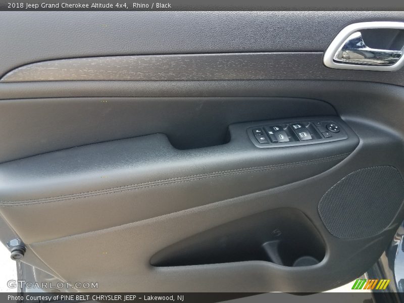 Rhino / Black 2018 Jeep Grand Cherokee Altitude 4x4
