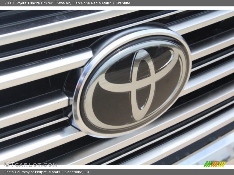 Barcelona Red Metallic / Graphite 2018 Toyota Tundra Limited CrewMax