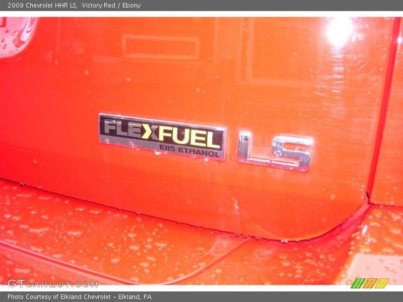Victory Red / Ebony 2009 Chevrolet HHR LS