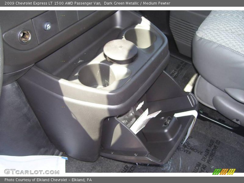 Dark Green Metallic / Medium Pewter 2009 Chevrolet Express LT 1500 AWD Passenger Van