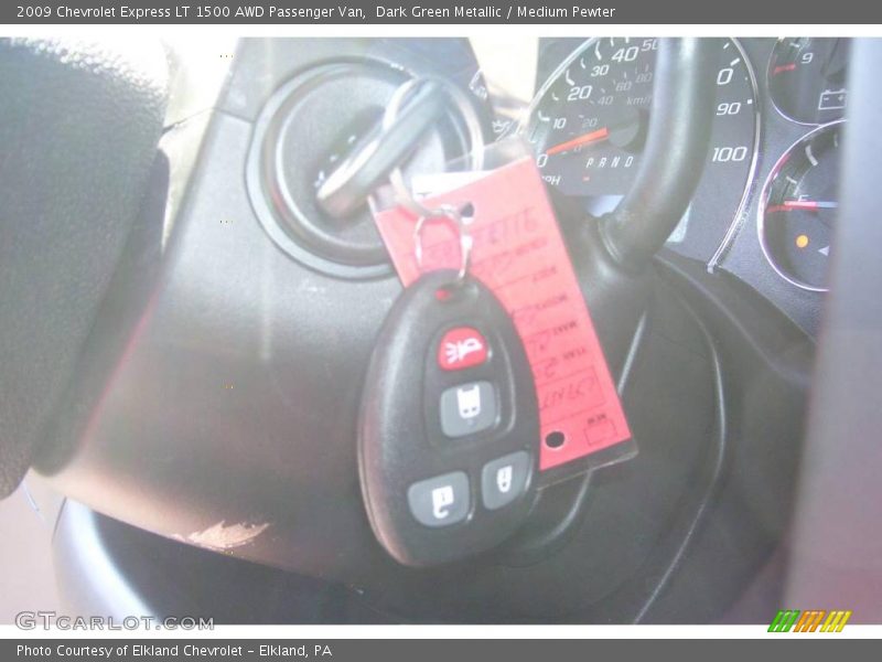 Dark Green Metallic / Medium Pewter 2009 Chevrolet Express LT 1500 AWD Passenger Van