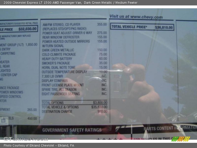 Dark Green Metallic / Medium Pewter 2009 Chevrolet Express LT 1500 AWD Passenger Van