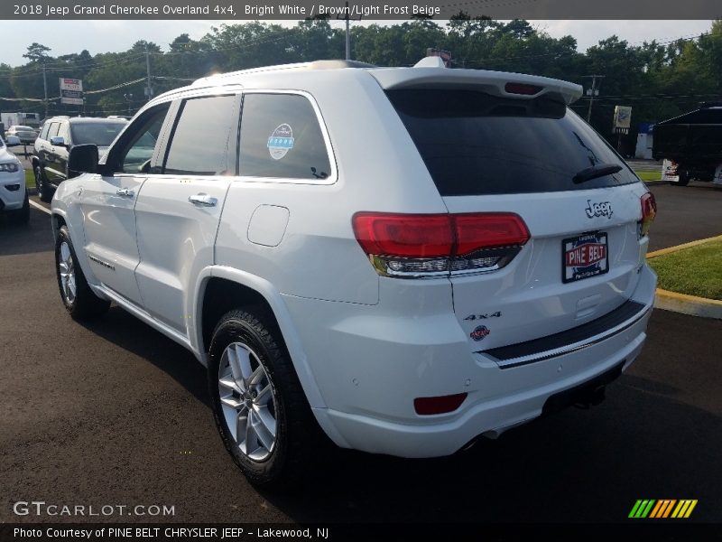 Bright White / Brown/Light Frost Beige 2018 Jeep Grand Cherokee Overland 4x4